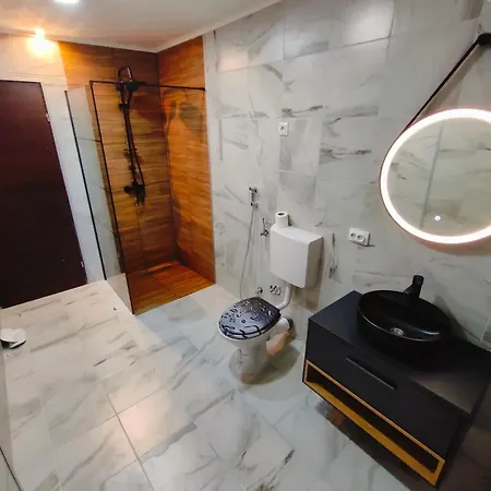 Sky Apartment *